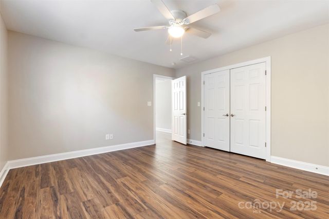 8071 Andrew Franklin Drive, Denver, NC 28037