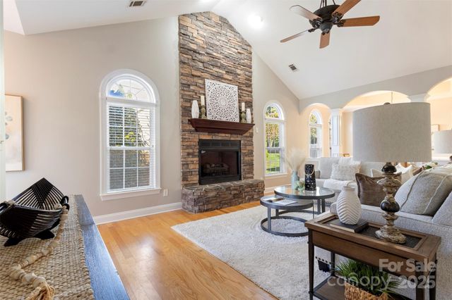 8071 Andrew Franklin Drive, Denver, NC 28037