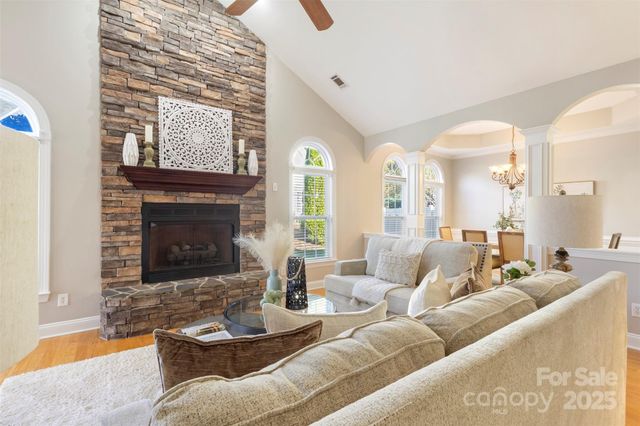 8071 Andrew Franklin Drive, Denver, NC 28037