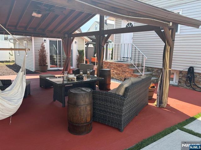 371 Simons Avenue, Hackensack, NJ 07601
