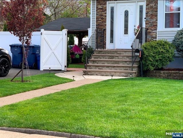 371 Simons Avenue, Hackensack, NJ 07601