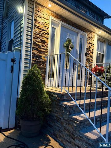 371 Simons Avenue, Hackensack, NJ 07601