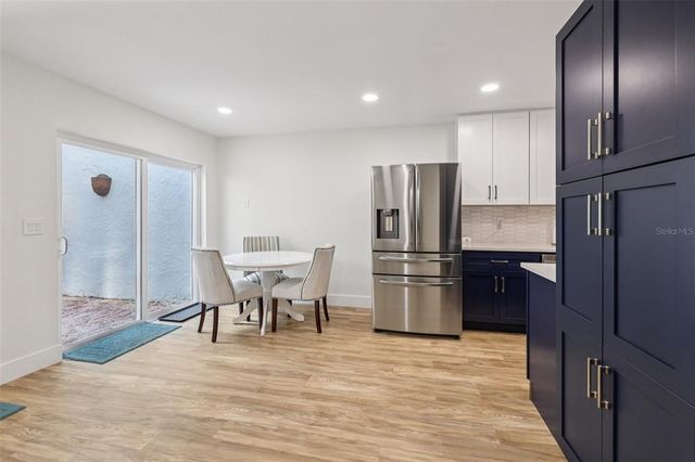 4471 VIEUX CARRE CIRCLE 4471, Tampa, FL 33613