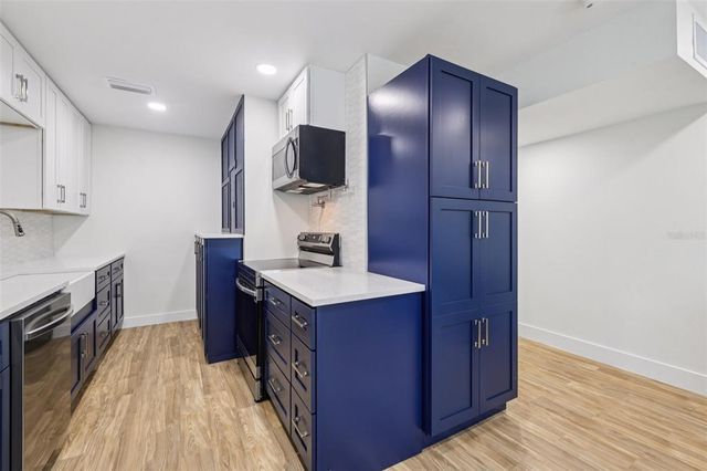 4471 VIEUX CARRE CIRCLE 4471, Tampa, FL 33613