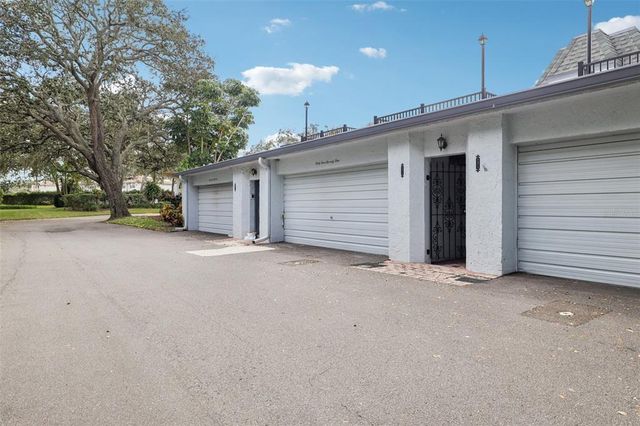 4471 VIEUX CARRE CIRCLE 4471, Tampa, FL 33613
