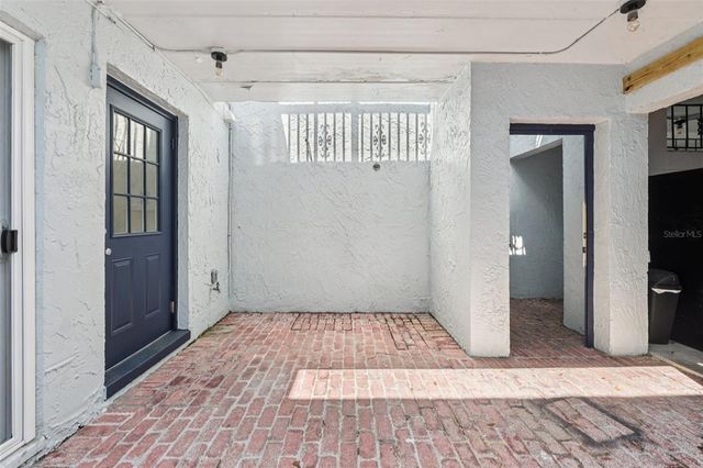 4471 VIEUX CARRE CIRCLE 4471, Tampa, FL 33613