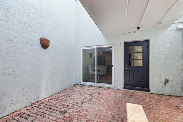 4471 VIEUX CARRE CIRCLE 4471, Tampa, FL 33613