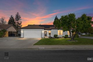 10702 Peach Blossom Avenue, Bakersfield, CA 93312