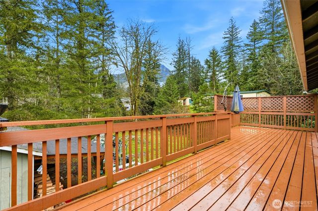 44525 Pine Road, Gold Bar, WA 98251