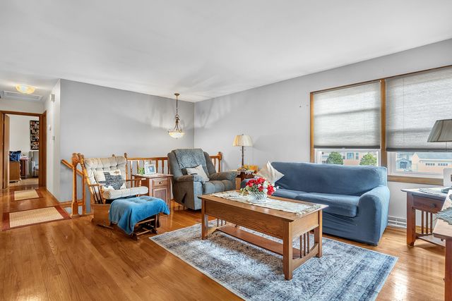 7216 Pierce Street, Merrillville, IN 46410