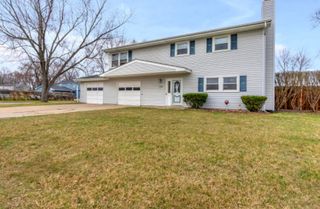 7216 Pierce Street, Merrillville, IN 46410