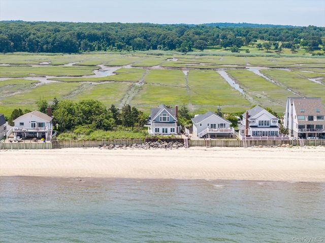 40 Makamah Beach Road, Northport, NY 11768