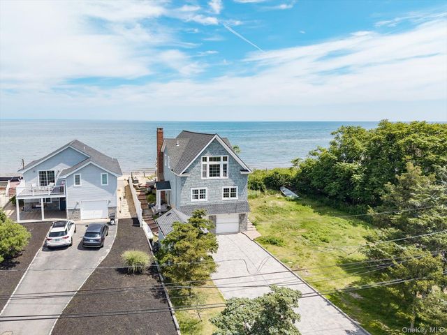 40 Makamah Beach Road, Northport, NY 11768