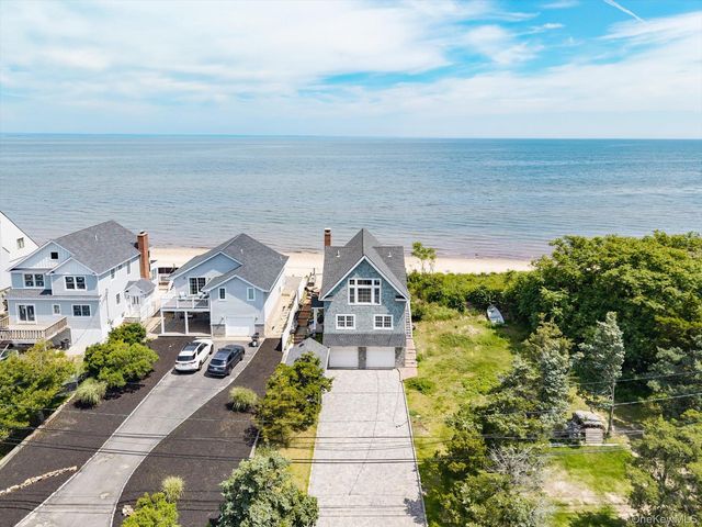 40 Makamah Beach Road, Northport, NY 11768