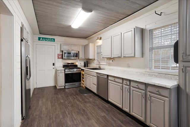 2151 Juanita Drive, Denison, TX 75020