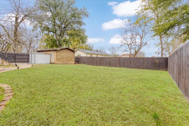 2151 Juanita Drive, Denison, TX 75020