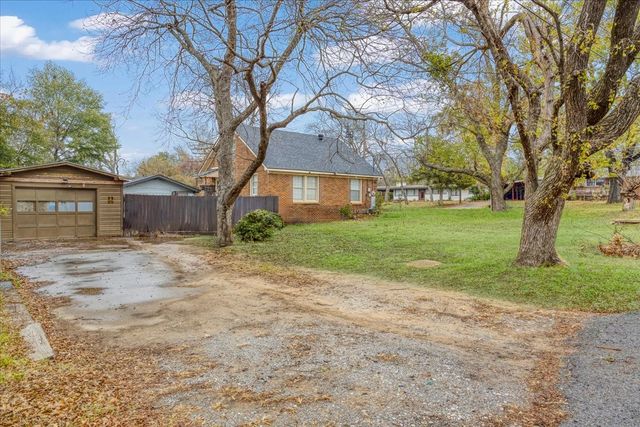 2151 Juanita Drive, Denison, TX 75020