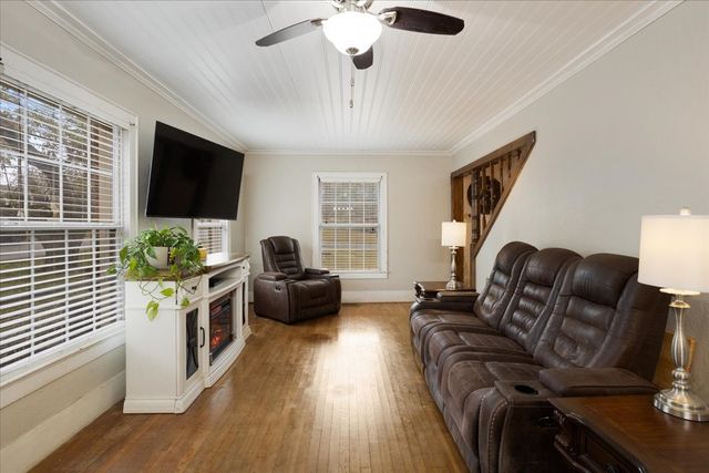 2151 Juanita Drive, Denison, TX 75020