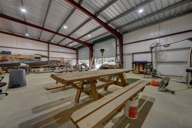10024 County Road 207, Centerville, TX 75833