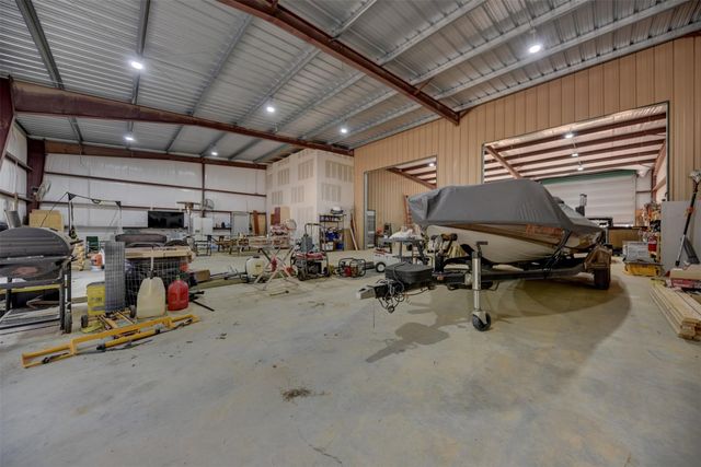 10024 County Road 207, Centerville, TX 75833