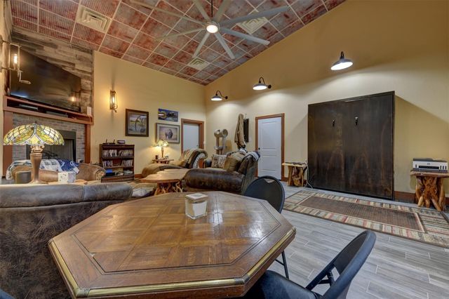 10024 County Road 207, Centerville, TX 75833
