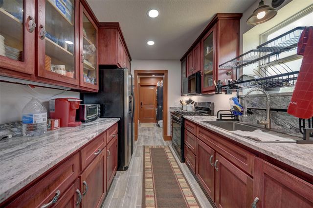 10024 County Road 207, Centerville, TX 75833