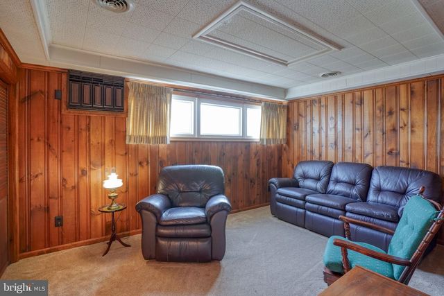 1 EDGEWOOD RD, Dover, DE 19901