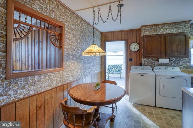 1 EDGEWOOD RD, Dover, DE 19901