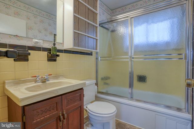 1 EDGEWOOD RD, Dover, DE 19901