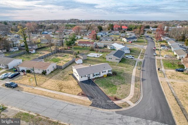 1 EDGEWOOD RD, Dover, DE 19901