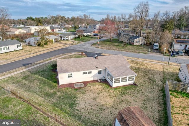 1 EDGEWOOD RD, Dover, DE 19901