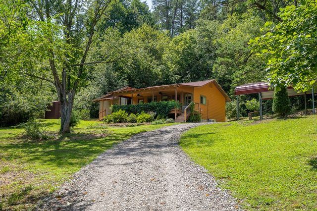 495 Midway Creek Road, Murphy, NC 28906