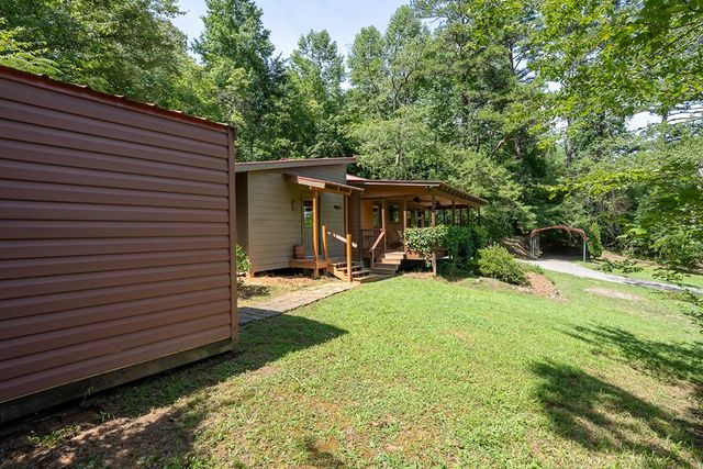495 Midway Creek Road, Murphy, NC 28906