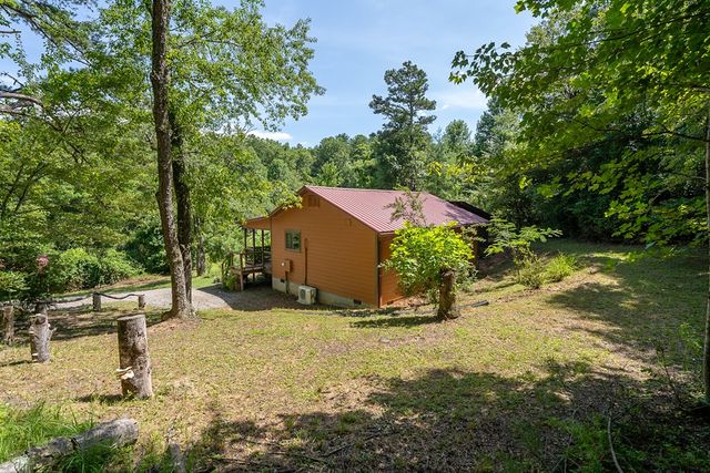 495 Midway Creek Road, Murphy, NC 28906