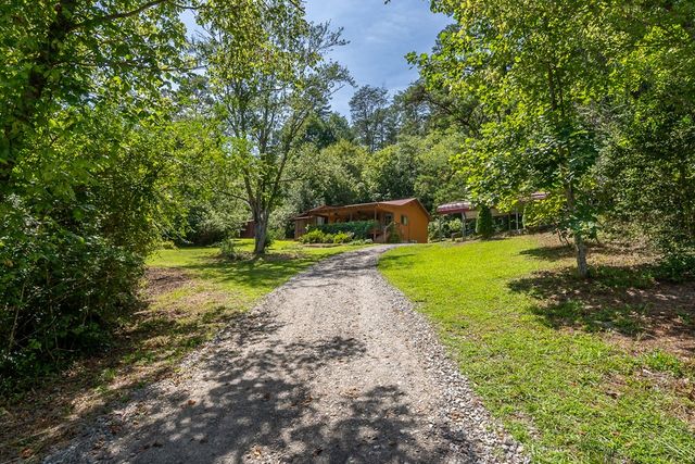 495 Midway Creek Road, Murphy, NC 28906