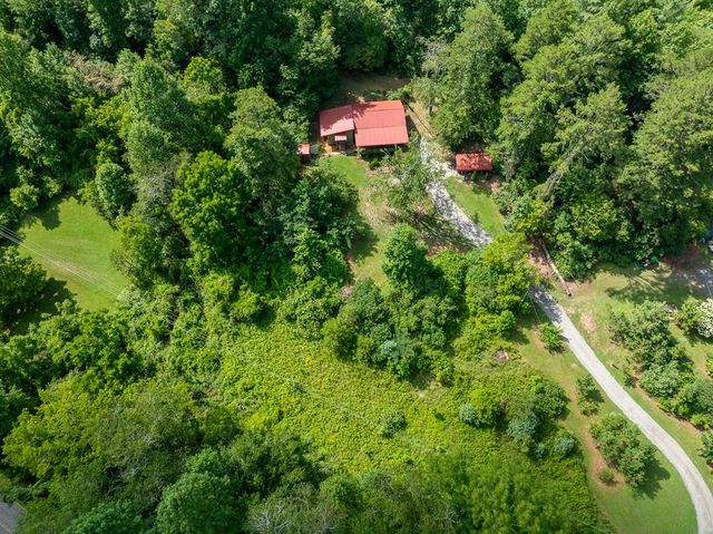 495 Midway Creek Road, Murphy, NC 28906