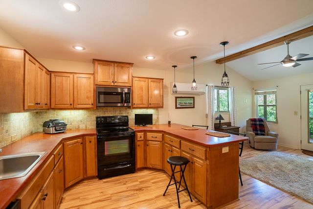 495 Midway Creek Road, Murphy, NC 28906