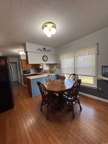 1410 W Main, Walnut Ridge, AR 72476
