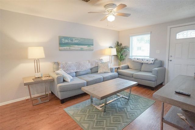 1032 HOLLYWOOD AVENUE, Clearwater, FL 33759