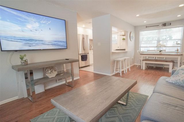 1032 HOLLYWOOD AVENUE, Clearwater, FL 33759