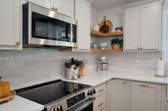 2405 Deatherage Avenue, West Plains, MO 65775