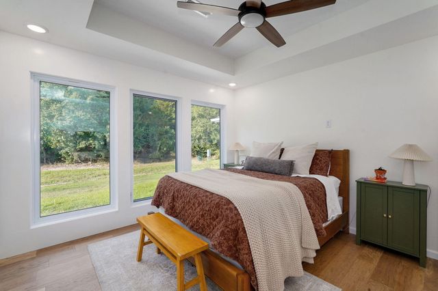 2405 Deatherage Avenue, West Plains, MO 65775