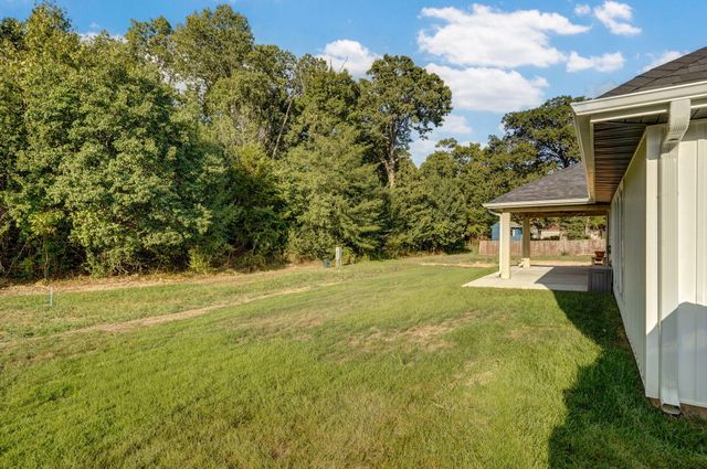 2405 Deatherage Avenue, West Plains, MO 65775