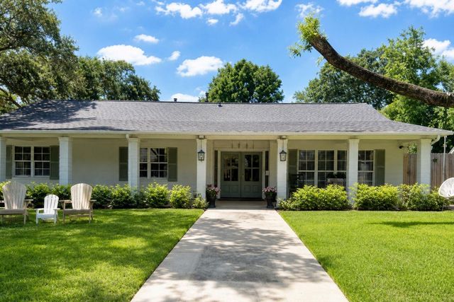 7803 Meadowglen Lane, Houston, TX 77063