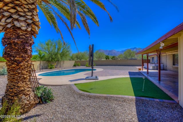 1330 W San Lucas Drive, Tucson, AZ 85704