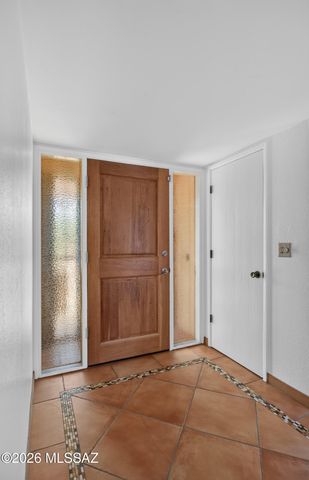 1330 W San Lucas Drive, Tucson, AZ 85704
