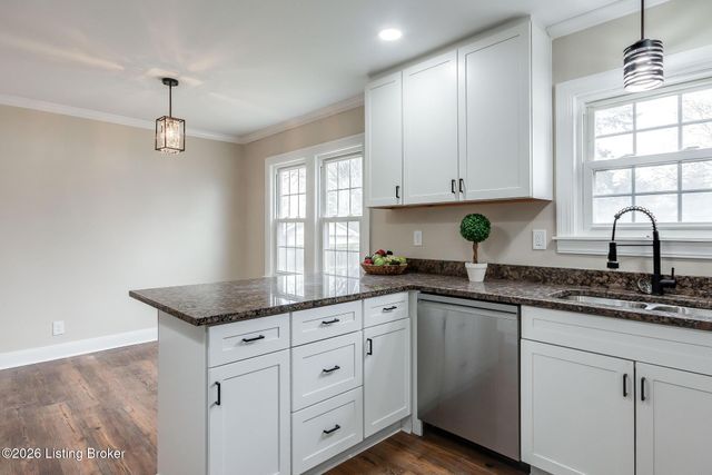 1814 Cypress St, Louisville, KY 40210