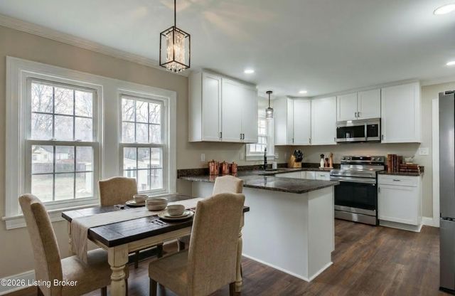 1814 Cypress St, Louisville, KY 40210