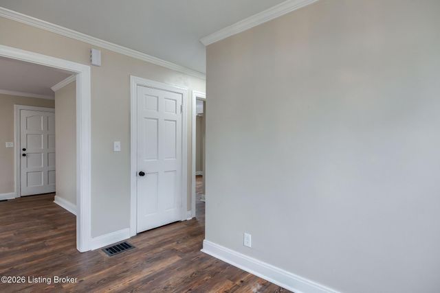 1814 Cypress St, Louisville, KY 40210