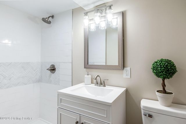 1814 Cypress St, Louisville, KY 40210